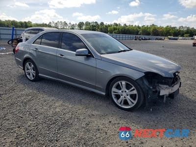 Czwarte zdjęcie samochodu z boku: 2012 MERCEDES-BENZ E 350 VIN:WDDHF5KB0CA561204 - miniatura