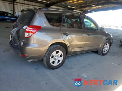 Trzecie zdjęcie samochodu z tyłu: 2011 TOYOTA RAV4 BASE VIN:2T3BF4DV5BW176707 - miniatura