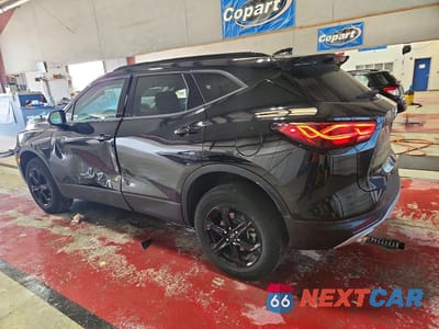 Drugie zdjęcie samochodu z przodu: 2026 CHEVROLET BLAZER 2LT VIN:3GNKBHR43TS122217 - miniatura