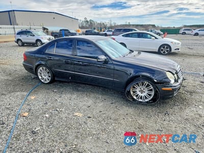 Czwarte zdjęcie samochodu z boku: 2007 MERCEDES-BENZ E 350 VIN:WDBUF56X77B138794 - miniatura