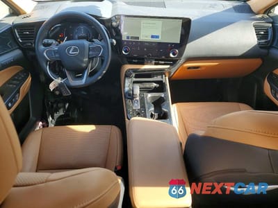 Zdjęcie 8 z 13 samochodu: 2024 LEXUS NX 350H PREMIUM VIN:JTJGKCEZ1R5020160 - miniatura