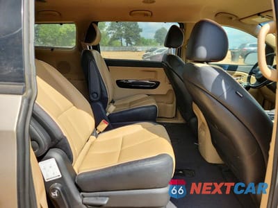 Zdjęcie 11 z 12 samochodu: 2015 KIA SEDONA SX VIN:KNDMC5C13F6036135 - miniatura