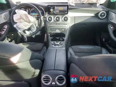 Zdjęcie 8 z 12 samochodu: 2021 MERCEDES-BENZ C 63 AMG VIN:W1KWF8GB0MR618506 - miniatura