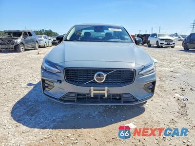 Piąte zdjęcie samochodu w środku: 2024 VOLVO S60 CORE VIN:7JRL12FK4RG321026 - miniatura