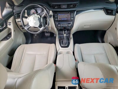 Zdjęcie 8 z 14 samochodu: 2018 NISSAN ROGUE SPORT SL VIN:JN1BJ1CP2JW101093 - miniatura