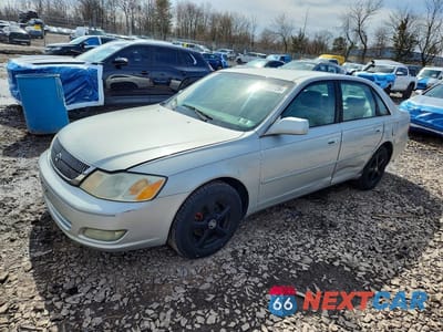 2002 TOYOTA AVALON XLS 4T1BF28B42U267206 - główne zdjęcie licytacji z USA - miniatura