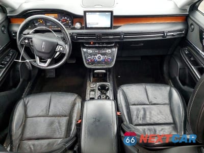 Zdjęcie 8 z 13 samochodu: 2020 LINCOLN CORSAIR RESERVE VIN:5LMCJ2D96LUL09511 - miniatura
