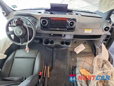 Zdjęcie 8 z 14 samochodu: 2025 MERCEDES-BENZ SPRINTER 2500 VIN:W1Z4NFHY0SP791860 - miniatura