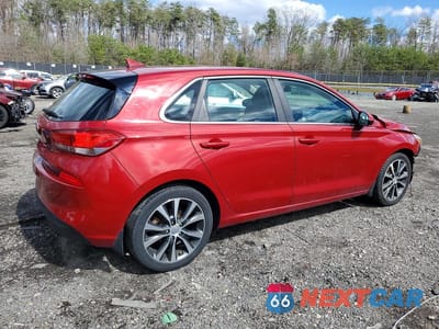 Trzecie zdjęcie samochodu z tyłu: 2018 HYUNDAI ELANTRA GT BASE VIN:KMHH35LE9JU034619 - miniatura