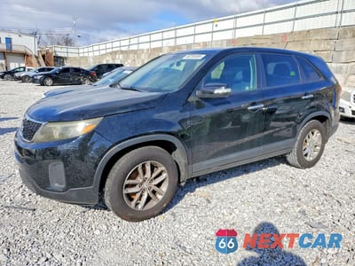 2015 KIA SORENTO LX 5XYKT3A6XFG568134 - główne zdjęcie licytacji z USA - miniatura