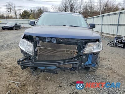 Piąte zdjęcie samochodu w środku: 2017 DODGE JOURNEY SE VIN:3C4PDCABXHT708159 - miniatura