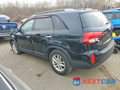 Drugie zdjęcie samochodu z przodu: 2015 KIA SORENTO LX VIN:5XYKTDA67FG616470 - miniatura