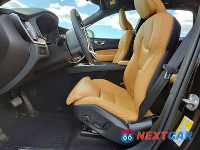 Zdjęcie 7 z 13 samochodu: 2025 VOLVO XC60 ULTRA VIN:YV4M12RM5S1051312 - miniatura