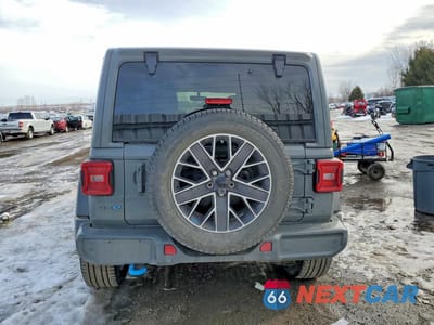 Zdjęcie 6 z 12 samochodu: 2023 JEEP WRANGLER SAHARA 4XE VIN:1C4JJXP69PW683358 - miniatura