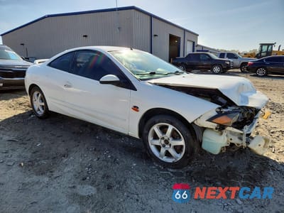 Czwarte zdjęcie samochodu z boku: 2000 MERCURY COUGAR V6 VIN:1ZWFT61L2Y5624905 - miniatura