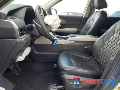 Zdjęcie 7 z 15 samochodu: 2025 TOYOTA GRAND HIGHLANDER HYBRID LE VIN:5TDACAB50SS047460 - miniatura