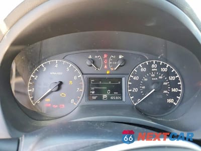 Zdjęcie 9 z 12 samochodu: 2015 NISSAN SENTRA S VIN:3N1AB7AP0FY302005 - miniatura