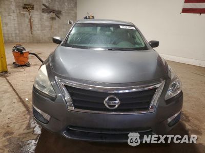 Piąte zdjęcie samochodu w środku: 2015 NISSAN ALTIMA 2.5 S VIN:1N4AL3AP1FC292151 - miniatura