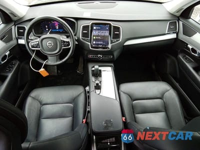 Zdjęcie 8 z 12 samochodu: 2024 VOLVO XC90 CORE VIN:YV4L12PK6R1176293 - miniatura