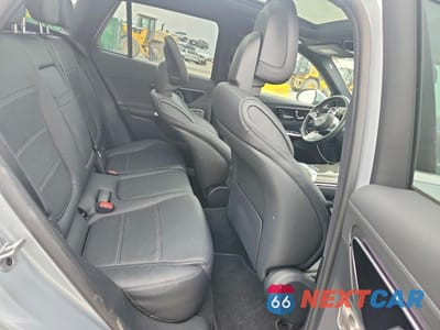 Zdjęcie 11 z 13 samochodu: 2023 MERCEDES-BENZ GLC 300 4MATIC VIN:W1NKM4HB2PF028120 - miniatura