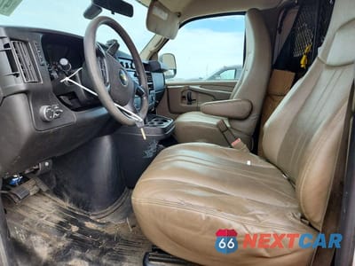 Zdjęcie 7 z 12 samochodu: 2015 CHEVROLET EXPRESS 2500 CARGO UTILITY / SERVICE VAN VIN:1GCWGFCF1F1133524 - miniatura
