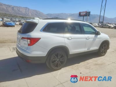 Trzecie zdjęcie samochodu z tyłu: 2021 HONDA PILOT SE VIN:5FNYF6H20MB058403 - miniatura