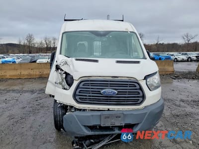 Piąte zdjęcie samochodu w środku: 2018 FORD TRANSIT 150 UTILITY / SERVICE VAN VIN:1FTYE2CM4JKA85591 - miniatura