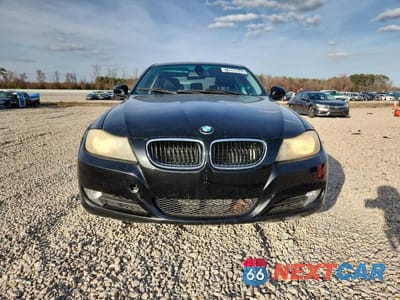 Piąte zdjęcie samochodu w środku: 2011 BMW 328 I VIN:WBAPH7C5XBE460082 - miniatura