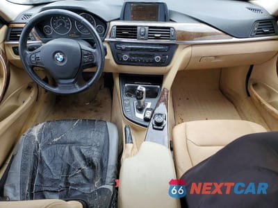 Zdjęcie 8 z 12 samochodu: 2013 BMW 320 I VIN:WBA3B1C52DK128624 - miniatura