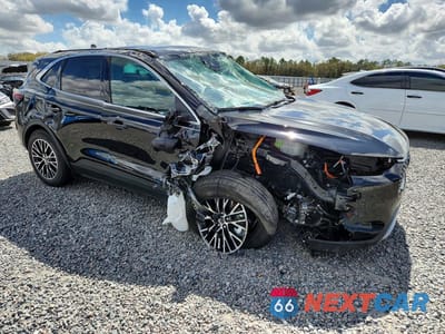 Czwarte zdjęcie samochodu z boku: 2026 FORD ESCAPE VIN:1FMCU0E1XTUA14094 - miniatura
