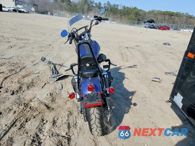 Czwarte zdjęcie samochodu z boku: 2010 HARLEY-DAVIDSON FXDB VIN:1HD1GX419AC307015 - miniatura