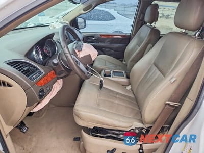 Zdjęcie 7 z 13 samochodu: 2014 CHRYSLER TOWN & COUNTRY TOURING VIN:2C4RC1BG3ER163611 - miniatura