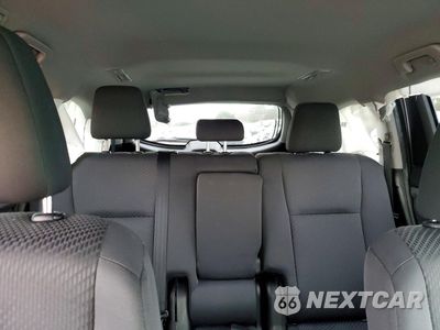 Zdjęcie 10 z 14 samochodu: 2019 TOYOTA HIGHLANDER LE VIN:5TDBZRFH0KS718860 - miniatura