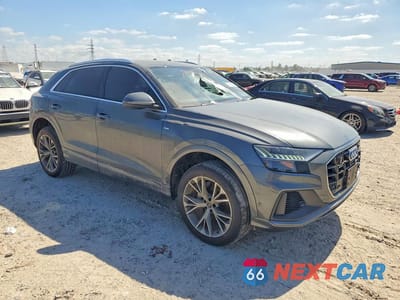 Czwarte zdjęcie samochodu z boku: 2021 AUDI Q8 PRESTIGE S-LINE VIN:WA1FVAF19MD006714 - miniatura
