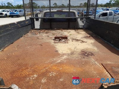 Zdjęcie 10 z 13 samochodu: 1997 FORD F350 SUPER DUTY VIN:1FDKF38G3VEB08256 - miniatura