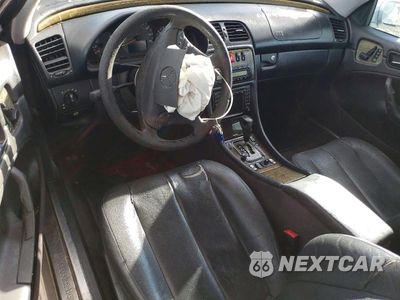 Zdjęcie 8 z 11 samochodu: 2000 MERCEDES-BENZ CLK 430 VIN:WDBLJ70G4YF129690 - miniatura
