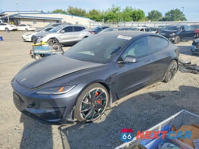 2024 TESLA MODEL 3 5YJ3E1ET2RF832011 - główne zdjęcie licytacji z USA - miniatura