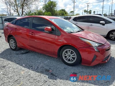 Czwarte zdjęcie samochodu z boku: 2017 TOYOTA PRIUS TWO VIN:JTDKBRFU2H3544592 - miniatura