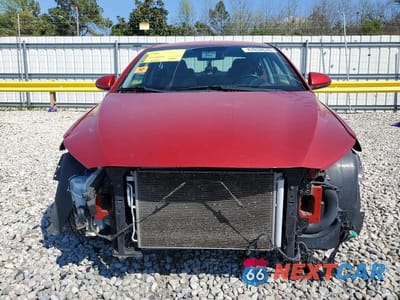 Piąte zdjęcie samochodu w środku: 2017 HYUNDAI ELANTRA SE VIN:5NPD84LF3HH068700 - miniatura