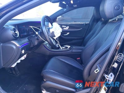 Zdjęcie 7 z 12 samochodu: 2019 MERCEDES-BENZ E 300 4MATIC VIN:WDDZF4KB4KA690561 - miniatura