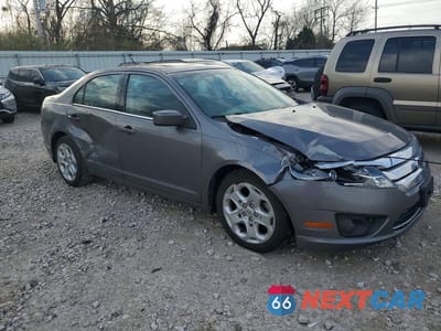 Czwarte zdjęcie samochodu z boku: 2010 FORD FUSION SE VIN:3FAHP0HAXAR317724 - miniatura