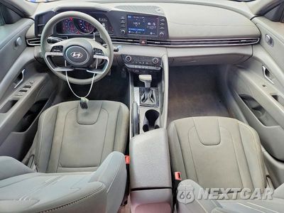 Zdjęcie 8 z 12 samochodu: 2022 HYUNDAI ELANTRA SEL VIN:KMHLM4AG0NU285055 - miniatura