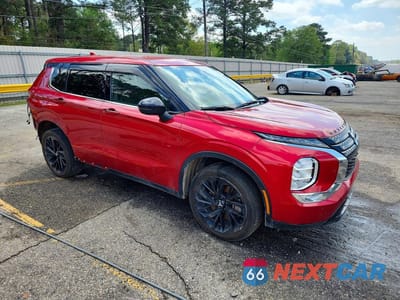 Czwarte zdjęcie samochodu z boku: 2023 MITSUBISHI OUTLANDER SE VIN:JA4J3UA89PZ041797 - miniatura