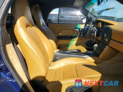 Zdjęcie 10 z 12 samochodu: 2001 PORSCHE BOXSTER VIN:WP0CA29881U624315 - miniatura