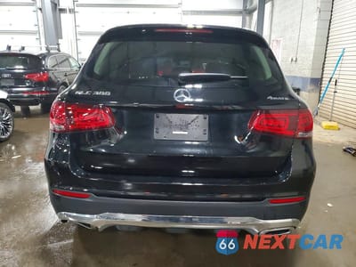 Zdjęcie 6 z 13 samochodu: 2022 MERCEDES-BENZ GLC 300 4MATIC VIN:W1N0G8EB8NG120138 - miniatura