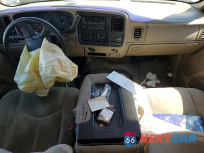 Zdjęcie 8 z 12 samochodu: 2003 CHEVROLET SILVERADO C1500 VIN:2GCEC19VX31102917 - miniatura