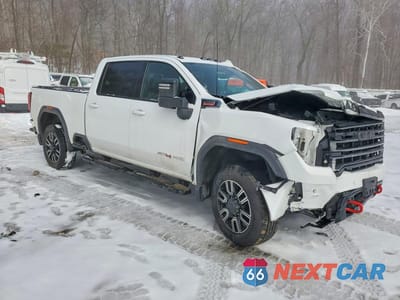 Czwarte zdjęcie samochodu z boku: 2020 GMC SIERRA K2500 AT4 VIN:1GT49PEY9LF108326 - miniatura