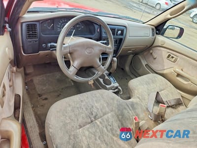 Zdjęcie 8 z 12 samochodu: 2004 TOYOTA TACOMA VIN:5TENL42N14Z332161 - miniatura