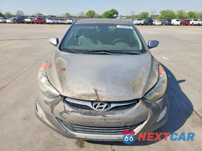Piąte zdjęcie samochodu w środku: 2013 HYUNDAI ELANTRA VIN:KMHDH4AE0DU497878 - miniatura