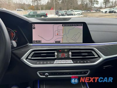 Zdjęcie 11 z 12 samochodu: 2021 BMW X7 XDRIVE40I VIN:5UXCW2C00M9H53341 - miniatura